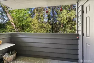 9010 236th St SW, Edmonds, WA 98026 - Photo 27