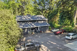 9010 236th St SW, Edmonds, WA 98026 - Photo 39