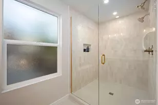 3209 NE 98th St, Seattle, WA 98115 - Photo 17