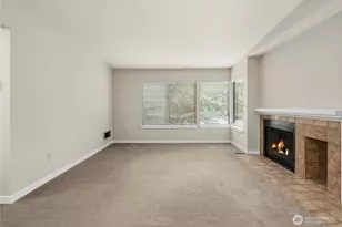 1300 Bellevue Way NE, Bellevue, WA 98004 - Photo 7