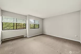 1300 Bellevue Way NE, Bellevue, WA 98004 - Photo 23