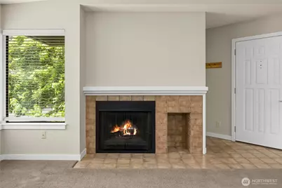 1300 Bellevue Way NE #2, Bellevue, WA 98004 - Photo 9