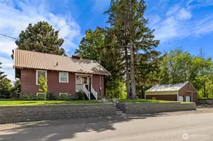 208 Railroad Ave, Kittitas, WA 98934 - Photo 1