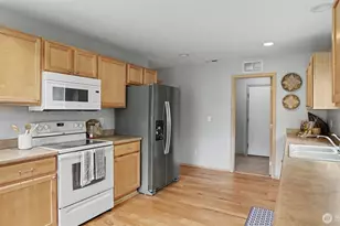 14572 SE 153rd Pl, Renton, WA 98058 - Photo 7