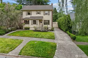 1875 E Hamlin St, Seattle, WA 98112 - Photo 25