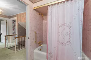 1875 E Hamlin St, Seattle, WA 98112 - Photo 17