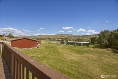 25505 C Hwy 97, Pateros, WA 98846 - Photo 33