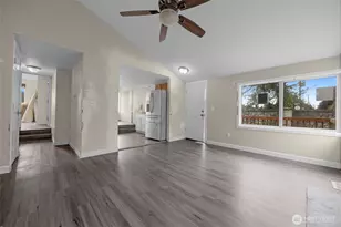 929 Pecks Dr, Everett, WA 98203 - Photo 13