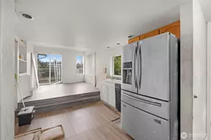 929 Pecks Dr, Everett, WA 98203 - Photo 3