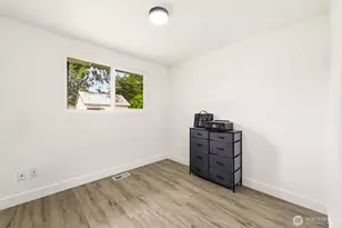 2101 E 60th St, Tacoma, WA 98404 - Photo 17