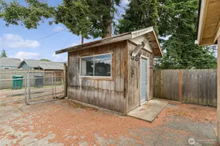 1940 Wilson Ave, Enumclaw, WA 98022 - Photo 19