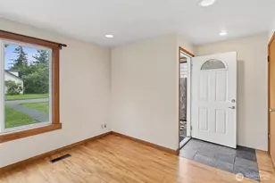1940 Wilson Ave, Enumclaw, WA 98022 - Photo 5