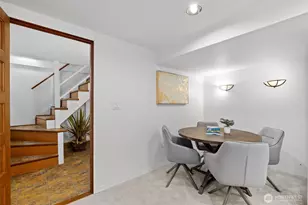 2529 Queen Anne Ave N, Seattle, WA 98109 - Photo 15