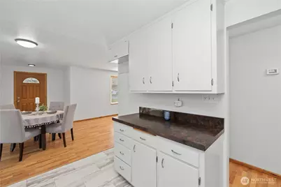 17023 113th Avenue SE, Renton, WA 98055 - Photo 13
