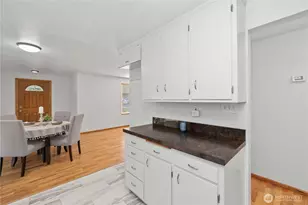 17023 113th Ave SE, Renton, WA 98055 - Photo 13