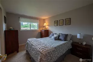 230 E Hawthorne Pl, Port Angeles, WA 98362 - Photo 21