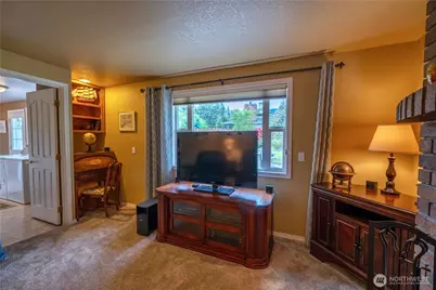 230 E Hawthorne Place, Port Angeles, WA 98362 - Photo 15