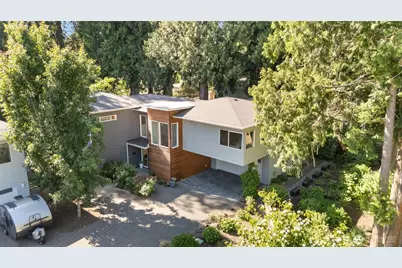 11217 110th Avenue NE, Kirkland, WA 98033 - Photo 1