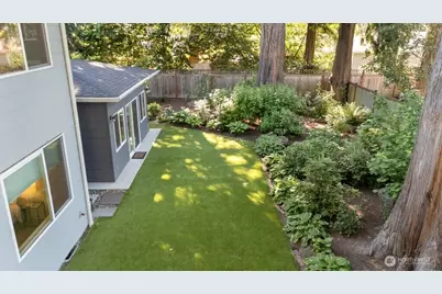 11217 110th Avenue NE, Kirkland, WA 98033 - Photo 39