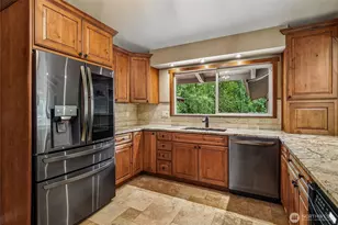 16808 240th Ave SE, Maple Valley, WA 98038 - Photo 11