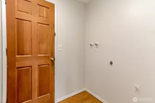 15836 SE Fairwood Blvd, Renton, WA 98058 - Photo 29