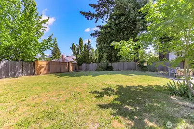15836 SE Fairwood Boulevard, Renton, WA 98058 - Photo 35