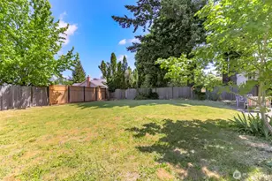 15836 SE Fairwood Blvd, Renton, WA 98058 - Photo 35