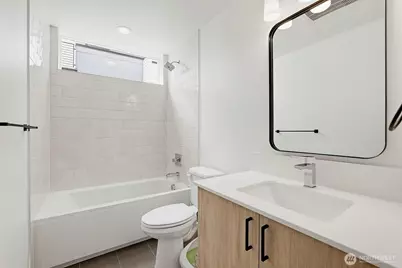 902 N 86th Street, Seattle, WA 98103 - Photo 25