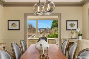 1208 E Newton St, Seattle, WA 98102 - Photo 13