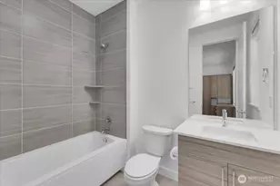 13511 SE 68th Pl, Newcastle, WA 98059 - Photo 29