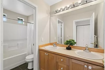 23977 SE 10th Street, Sammamish, WA 98075 - Photo 19
