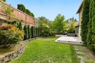 23977 SE 10th St, Sammamish, WA 98075 - Photo 23