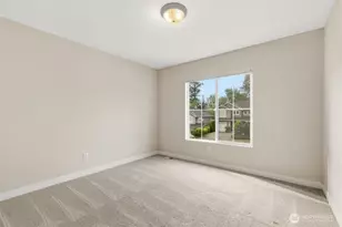 23977 SE 10th St, Sammamish, WA 98075 - Photo 17