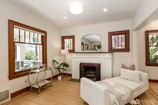 7056 26th Ave NW, Seattle, WA 98117 - Photo 5