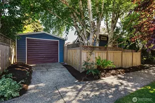 7056 26th Ave NW, Seattle, WA 98117 - Photo 33