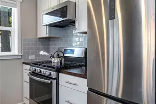 12757 Dayton Ave N, Seattle, WA 98133 - Photo 17