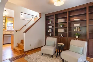 1423 N 47th St, Seattle, WA 98103 - Photo 9