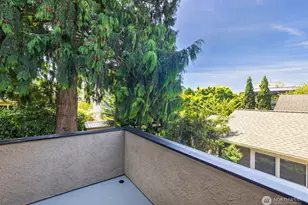 1423 N 47th St, Seattle, WA 98103 - Photo 27
