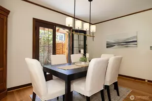 1423 N 47th St, Seattle, WA 98103 - Photo 7