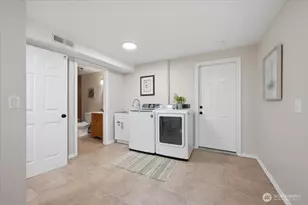 1801 Anacortes Ave NE, Renton, WA 98059 - Photo 25
