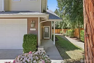 1405 NE 166th Ct, Shoreline, WA 98155 - Photo 3
