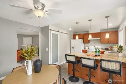 12923 NE 144th NE Place, Kirkland, WA 98034 - Photo 15