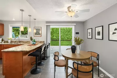 12923 NE 144th NE Place, Kirkland, WA 98034 - Photo 11