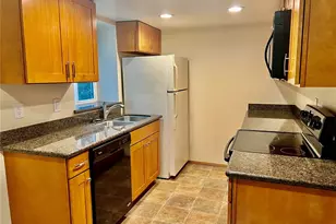 5618 198th St SW, Lynnwood, WA 98036 - Photo 5