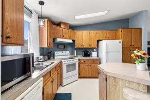 201 W Oakview, Centralia, WA 98531 - Photo 11