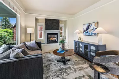5761 35th Avenue NE, Seattle, WA 98105 - Photo 5