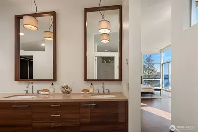 1318 Lakeside Avenue S, Seattle, WA 98144 - Photo 19