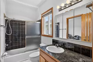 20275 Gardner Ct, Burlington, WA 98233 - Photo 15