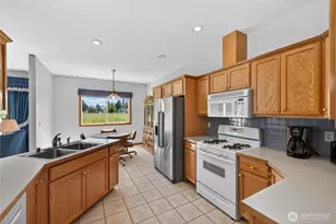 20275 Gardner Ct, Burlington, WA 98233 - Photo 5