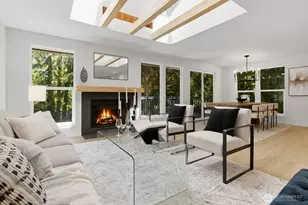 895 Highwood Dr SW, Issaquah, WA 98027 - Photo 9